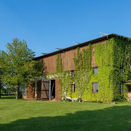 Rosenhagen In The Estate Barn Ferienhaus Thorstorf