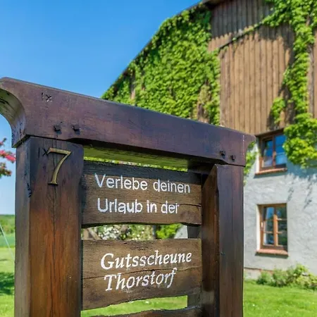 Rosenhagen In The Estate Barn Ferienhaus Thorstorf