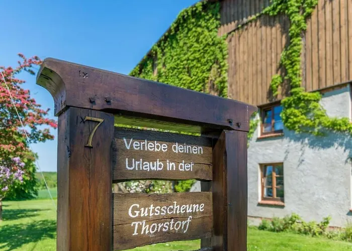 Rosenhagen In The Estate Barn Ferienhaus Thorstorf