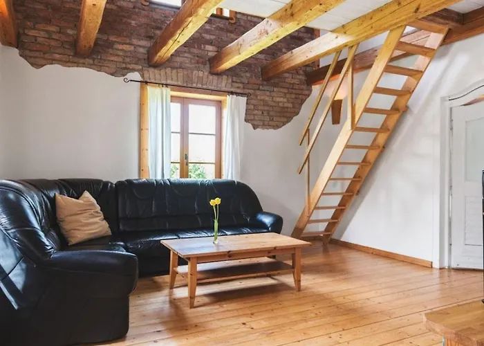 Rosenhagen In The Estate Barn Ferienhaus Thorstorf